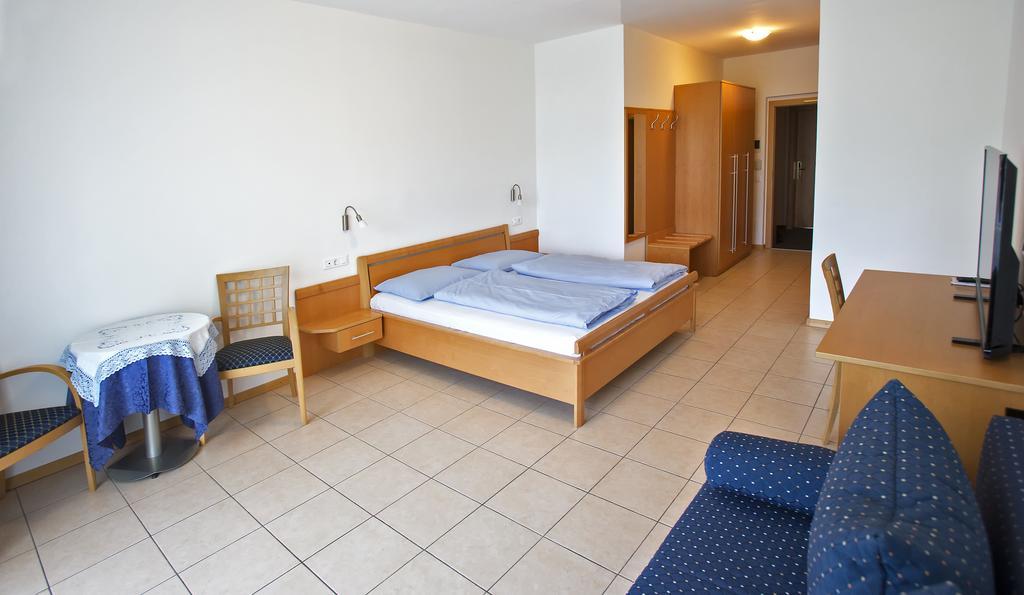 Das Kaltern Caldaro Exterior foto